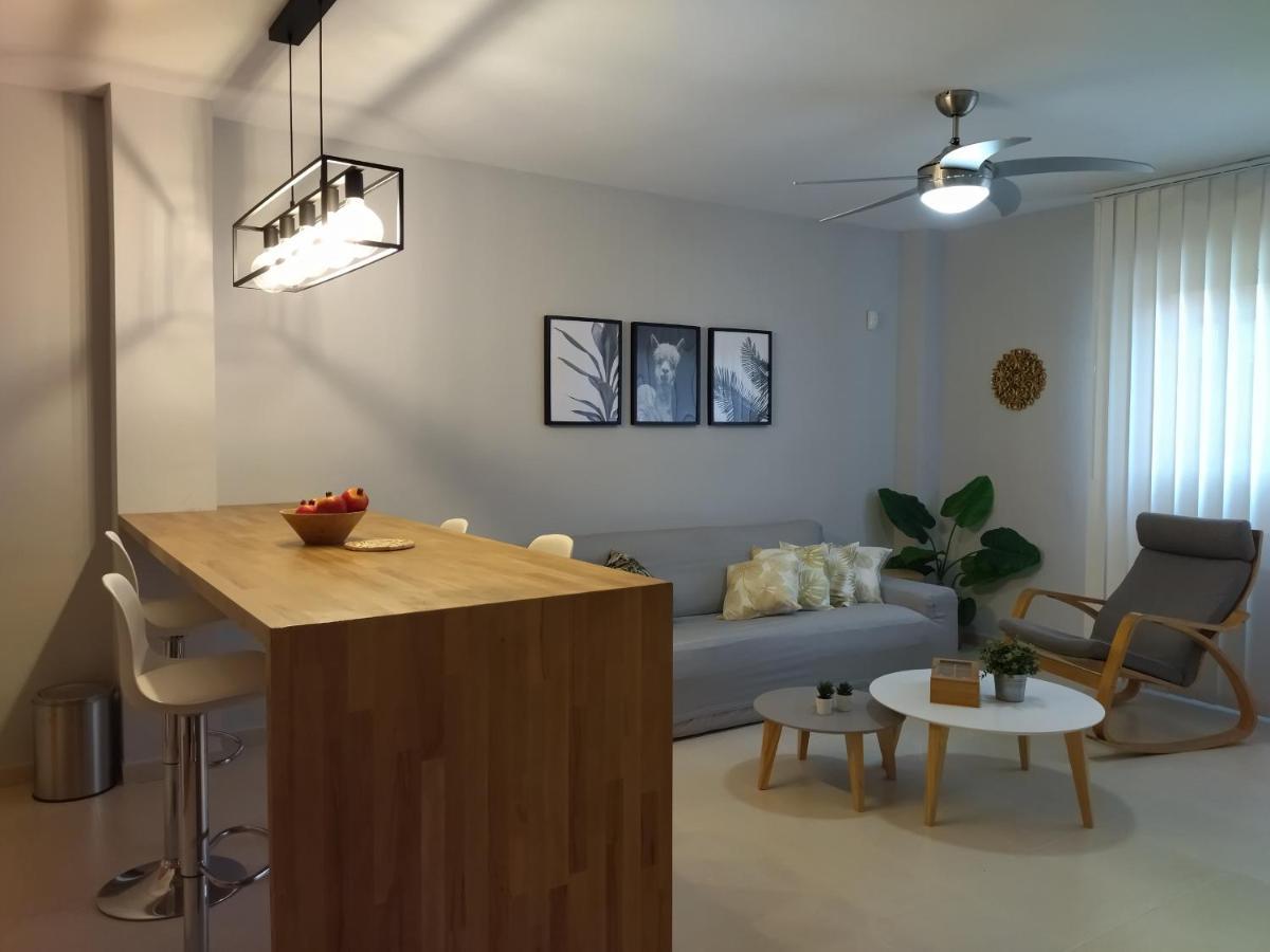 Carme Apartment Hospitalet De L'Infant Exterior photo